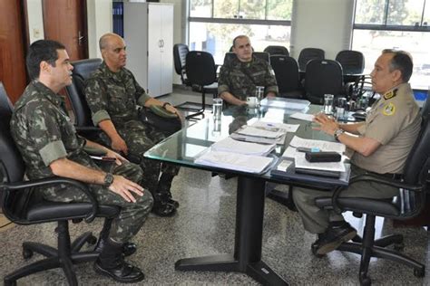 Comandante Geral Da Pm Recebe Visita De Chefe Da 7ª Csm Do Exército Brasileiro Conexão