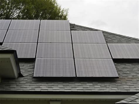 Solar power and renewable energy is the way of the future. HOW DO YOU MAINTAIN SOLAR PANELS? - Handson