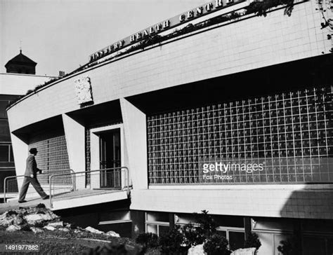 Finsbury Health Centre Photos And Premium High Res Pictures Getty Images