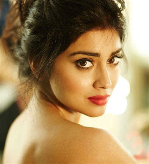 Actress World Shriya Saran Hot Bare Back Photosshriya Saran Hot Topless Stillsshreya Saran