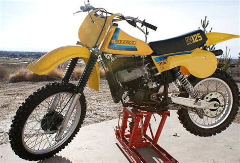 Look at the suzuki rm125 which is about 37.4 inches in seat height. 1979 Suzuki RM 125 | Vintage motocross, Dirtbikes, Classic ...