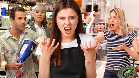 Rude Things You Are Doing At The Grocery Store Checkout According To