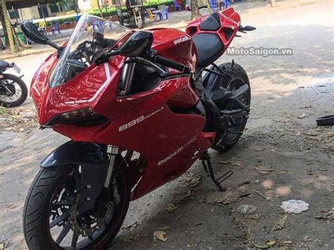 Benelli Tnt 300 Modified To Look Like Ducati Panigale Drivespark News