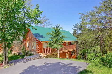 Find the best property listings on mitula. Hideaway Pines - 2BR/2BA Smoky Mountain Cabin Has Parking ...