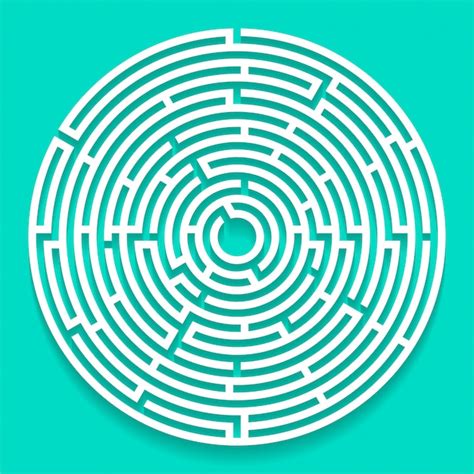Round Labyrinth Maze Premium Vector