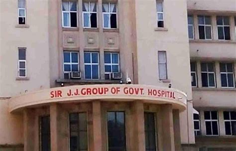 Mumbais Jj Hospital Sees Rush Of Vip Patients