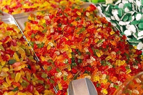 .gummy bear treats that are unfortunately not vegan due to gelatin, then you will be super happy to know that you can easily make all natural, vegan and once you've got the bears in the molds, they set in a flash. Is Jello Vegan? What's In It And Can You Eat It On A Plant ...