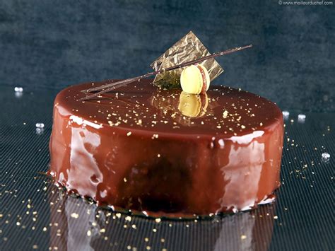 Chocolate cake with chocolate buttercream frosting or ganache and chocolate mirror glaze, chocolate cream pie and brownies! Intense Chocolate Mousse Cake | Recipe | Chocolate mousse ...