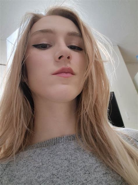 Olivia On Twitter I Showed You My Dick Please Respond