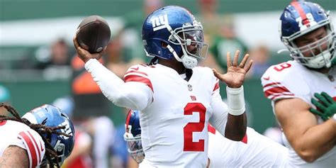 Giants Tyrod Taylor Suffers Back Injury After Taking Huge Hit Fox News