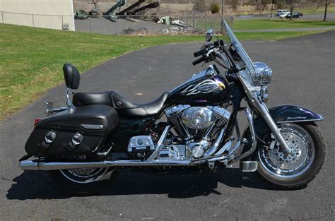 It has been upgraded to a. 2004, Harley, Davidson, Road, King, Classic, Flhrc ...