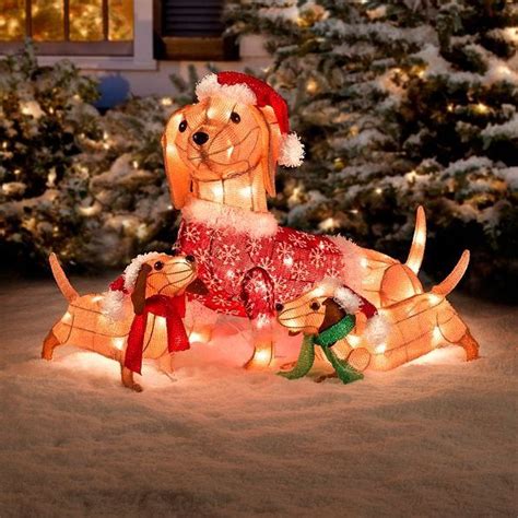 Let this dachshund garden flag fly! Celebrate the season with a Lighted Dachshund Dogs family ...