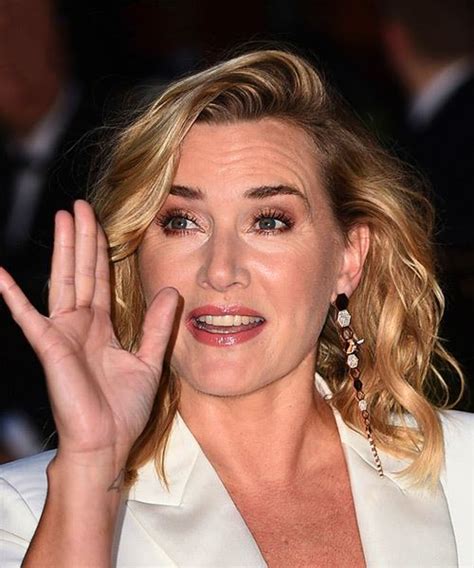 Kate Winslet Shoulder Length Blonde Hairstyle With Curls