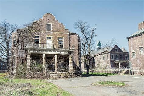Eerie Photos Of Americas Abandoned Asylums
