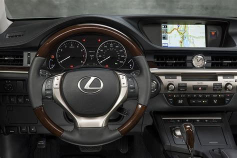 Lexus Es Specs And Photos 2012 2013 2014 2015 Autoevolution