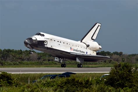 Filespace Shuttle Endeavour Lands At The Kennedy Space Center On July