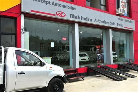 Looking for a mahindra car showrooms in bangalore. Showroom... - Mahindra & Mahindra Ltd. Office Photo ...