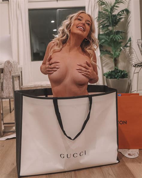 Tana Mongeau Topless And Sexy 8 Photos The Fappening