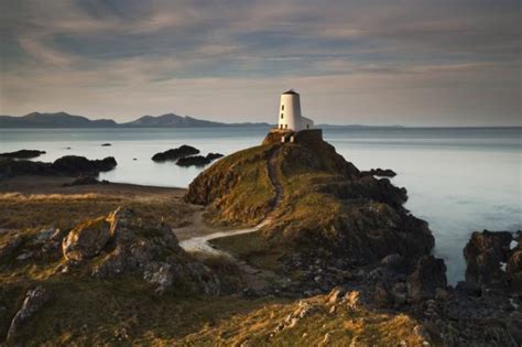 Anglesey, holy island, and the bardic island of bardsey are also part of wales. Wales - Traumhafte Landschaft zum Wandern - Artikelmagazin