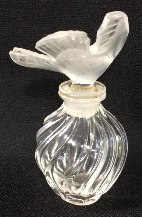 Nina Ricci Lalique Perfume Bottle