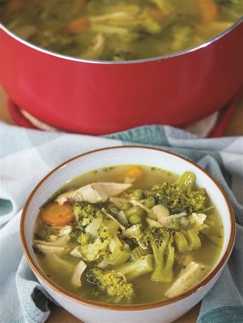 This version is made from scratch, so it's light and nourishing. Chicken and Broccoli Detox Soup - 12 Tomatoes
