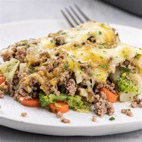 Place a large nonstick frying pan over high heat. Keto Ground Beef Casserole Recipe