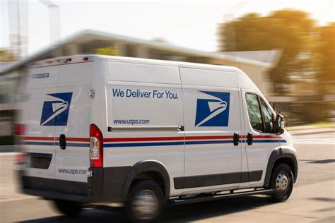 The New Usps Mail Trucks Look Like Theyre Straight Out Of A Pixar Movie