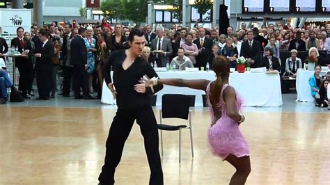 Doch die gingen dieses mal nicht an valentina pahde oder rúrik gíslason, sondern an nicolas puschmann. Tanz Terminal, Tanz! (mit den Tänzern aus Lets Dance ...