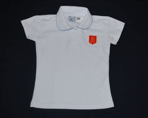 It is a suburban subdivision. Queen Elizabeth: Blusa Queen Kinder 02