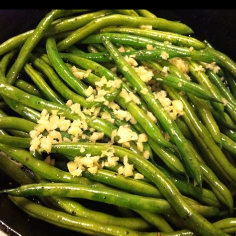 Pin By Tammy Farmer Ellis On Making It Up As I Go Along Vegetables Green Beans Beans