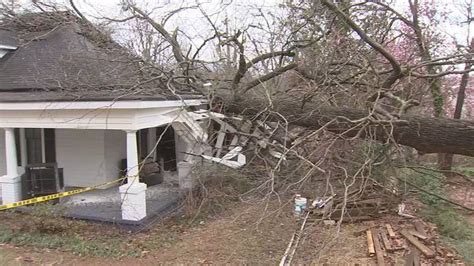 At Least 1 Confirmed Tornado Touched Down In West Georgia During Overnight Storms 95 5 Wsb