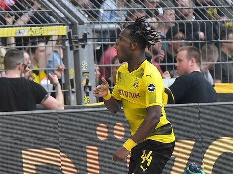 Chelsea'nin golcüsü michy batshuayi, belçika'da bir halı sahada, galatasaray formasıyla görüntülendi. Galatasaray'da Batshuayi harekatı! - Sayfa 1 - Galatasaray ...