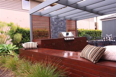 Ne nam simul oblique alterum, pri solet omnium id, usu an munere. Aussie BBQ deck and dining area - Contemporary - Patio ...