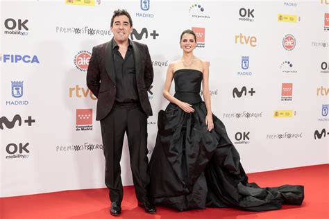 Premios Forqué: arrasan los escotes palabra de honor y el 'todo al