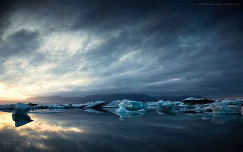 Lying on the constantly active geologic border between north america and europe, iceland is a land of vivid contrasts of climate, geography, and culture. Iceland - Beautiful Nature Photo (21888206) - Fanpop