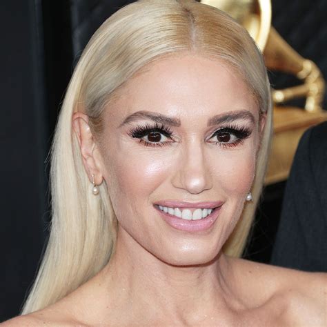 Fans Think Gwen Stefani Looks Incredible After Glam Makeover