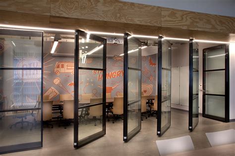 Operable Walls From Modernfold Offer Flexible Workspaces