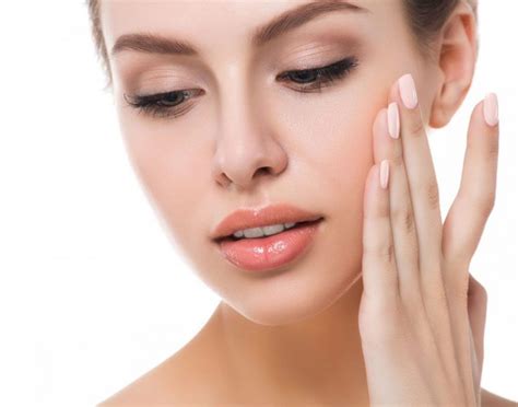 How To Take Care Of Sensitive Skin Beauty Rules And Best Cosmetics