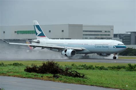 Cathay Pacific Fleet Airbus A330 300 Details And Pictures Cathay