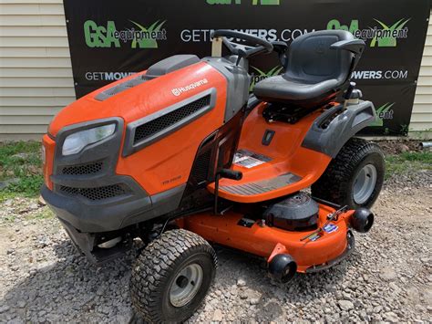 48in Husqvarna Yta 24v48 Riding Lawn Tractor W Only 61 Hours 24 Hp