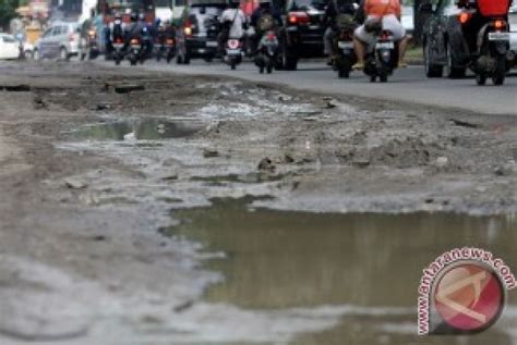 Kondisi Jalan Di Indonesia Yang Baik Hanya 60 70 Persen Republika Online