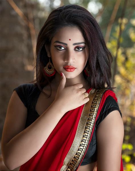 Dazzling Indian Models In Saree Best Photo Gallery Online Zee
