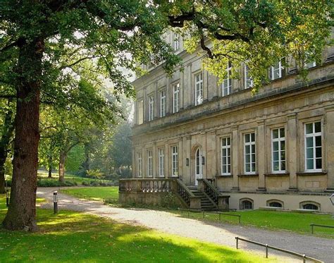 ▶ musikhaus in detmold kontaktdaten ⏲ öffnungszeiten bewertungen das telefonbuch ihre nr. Neues Palais Detmold (Hochschule für Musik) Detmold ...
