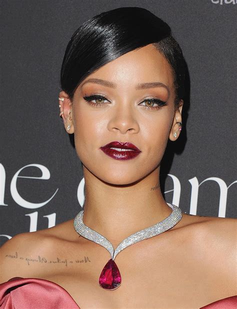Rihannas Best Hairstyles Popsugar Beauty
