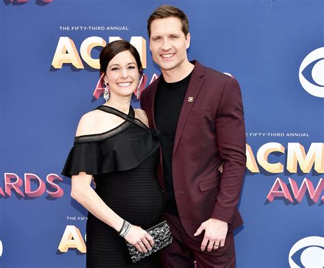 Walker Hayes Mourns Death Of Seventh Child Us Weekly
