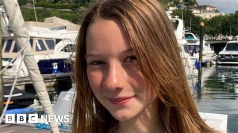 Devon Girl 14 Finishes Round Britain Sailing Trek Bbc News