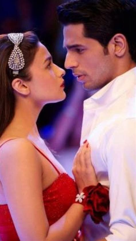 Bollywood Most Controversial Kissing Scenes Lip Lock Aamir Khan Kareena Kapoor Khan To Hrithik