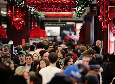 5 Ways To Leverage The Crucial Holiday Shopping Season