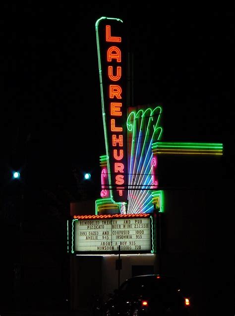 Laurelhurst Theater 28th And East Burnside Neon Signs Vintage Neon Signs Neon