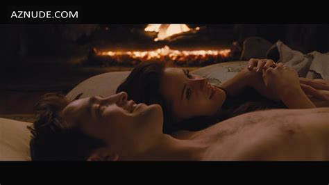 The Twilight Saga Breaking Dawn Part Nude Scenes Aznude Men Hot Sex Picture